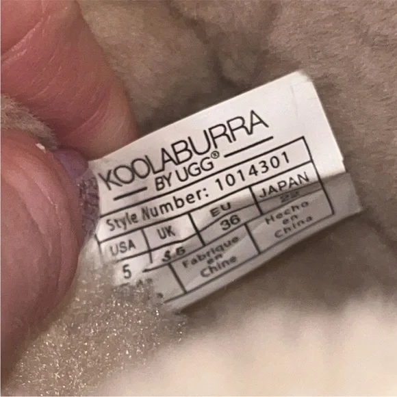 Koolaburra by Ugg Brown Suede Winter Boots - Picture 8 of 8